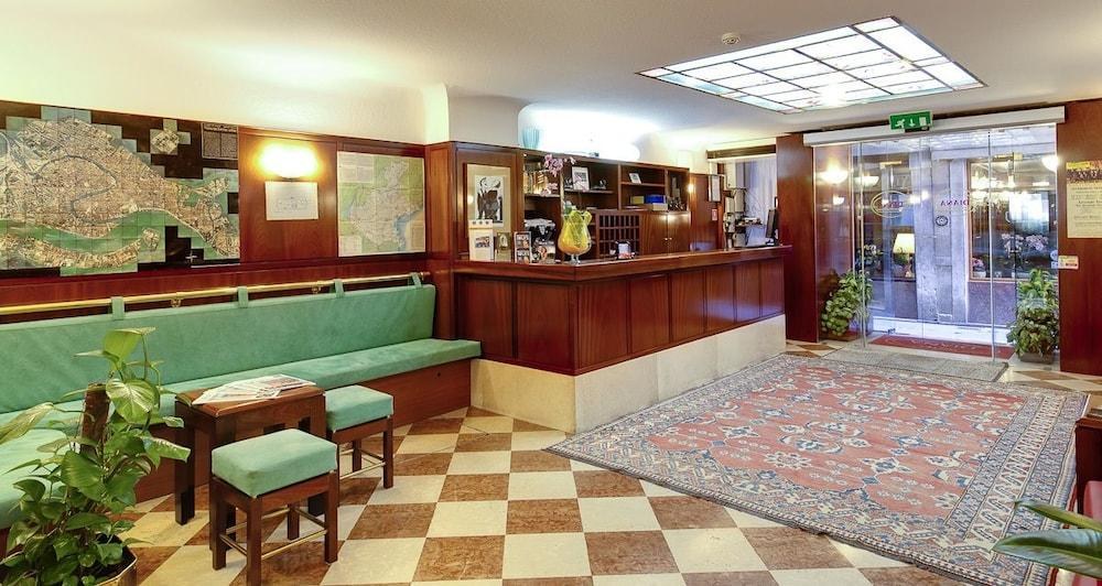 Hotel Diana photo 3