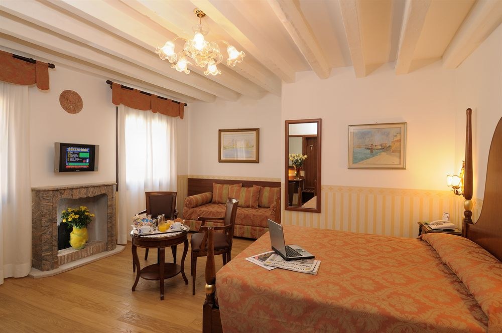 UNA HOTELS Ala Venezia - Adults +16 photo 1