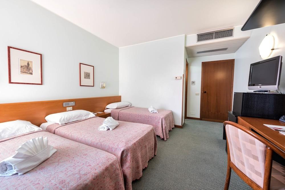 Muraless Art Hotel WorldHotels Crafted