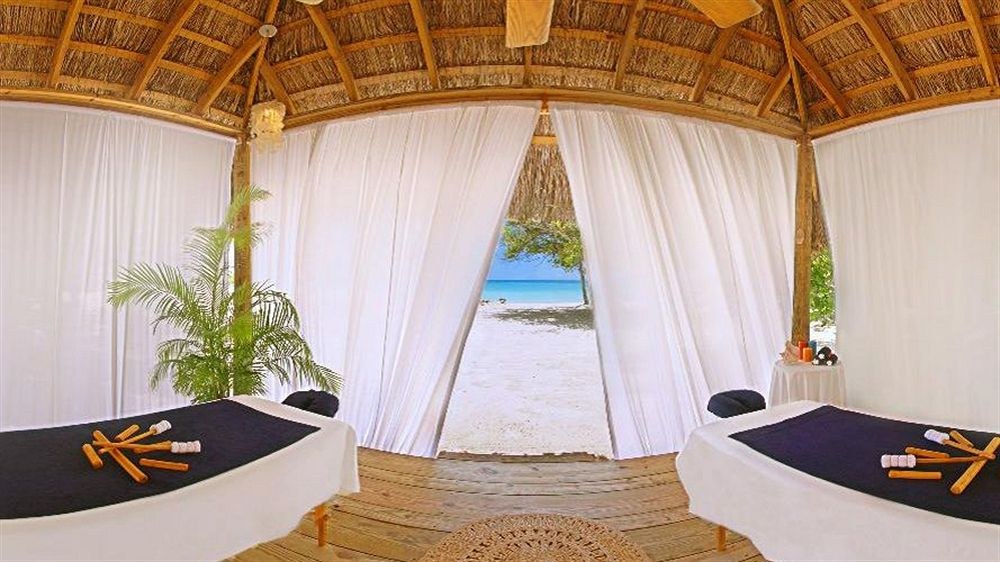 COUPLES NEGRIL - ADULTS ONLY photo 1