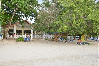 Merrils Beach 3 All Inclusive