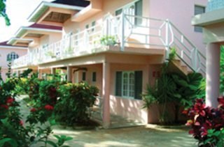 Shields Negril Villas photo 1