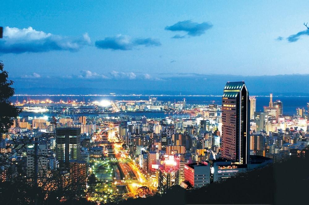 ANA Crowne Plaza Kobe photo 2
