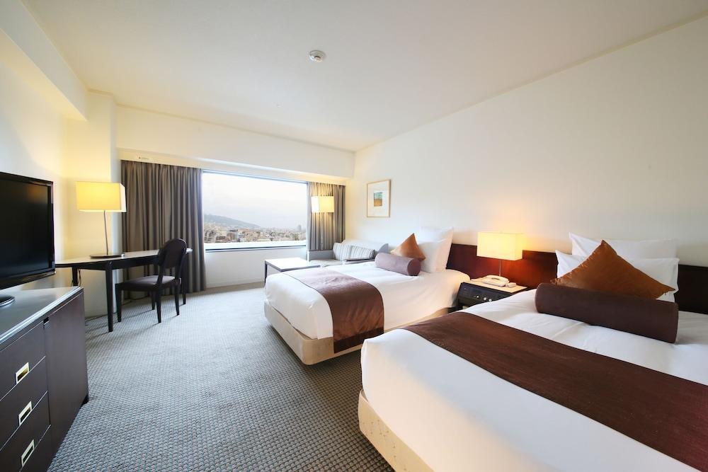 ANA Crowne Plaza Kobe photo 3