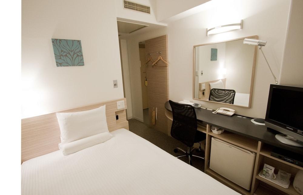 Smile Hotel Tokyo Nihombashi photo 4