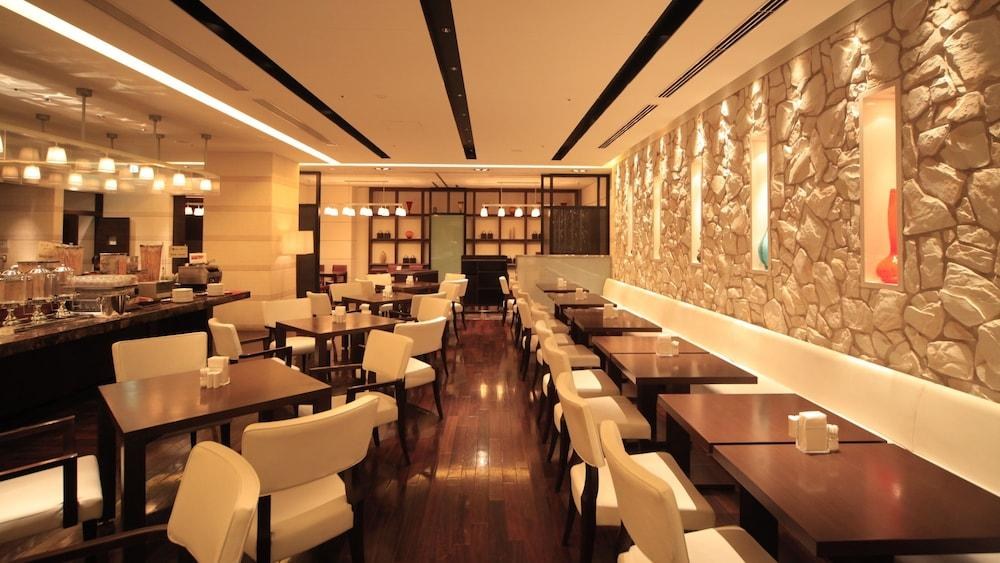 Hotel Sunroute Plaza Shinjuku photo 4