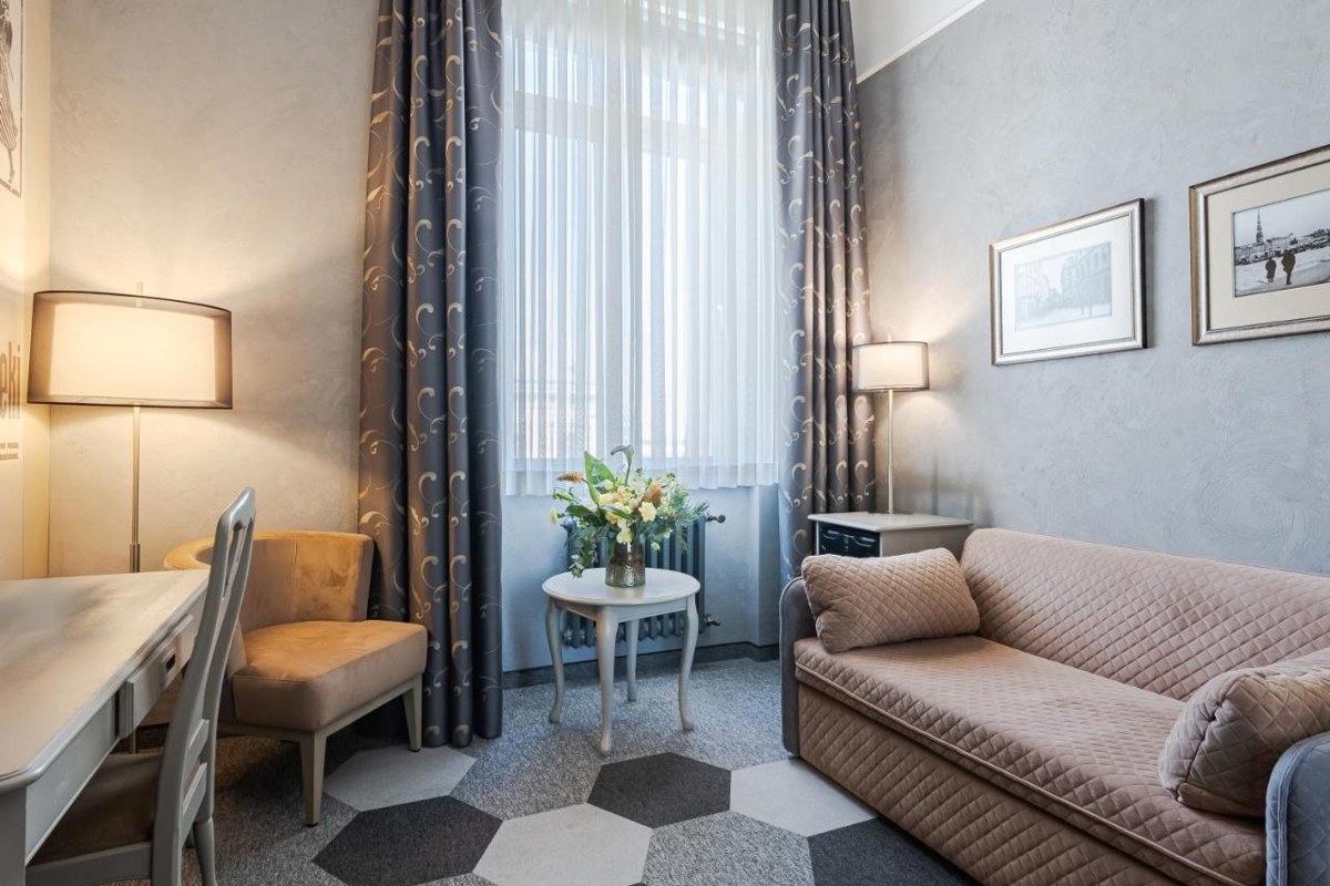 EUROSTARS METROPOLE photo 3