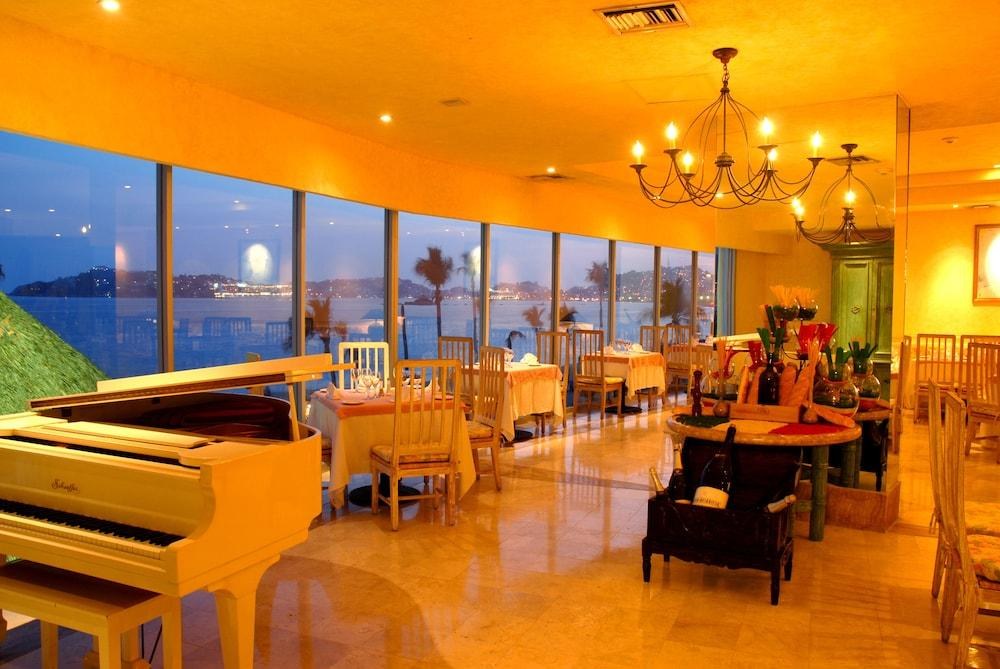 HS HOTSSON Hotel Acapulco photo 4