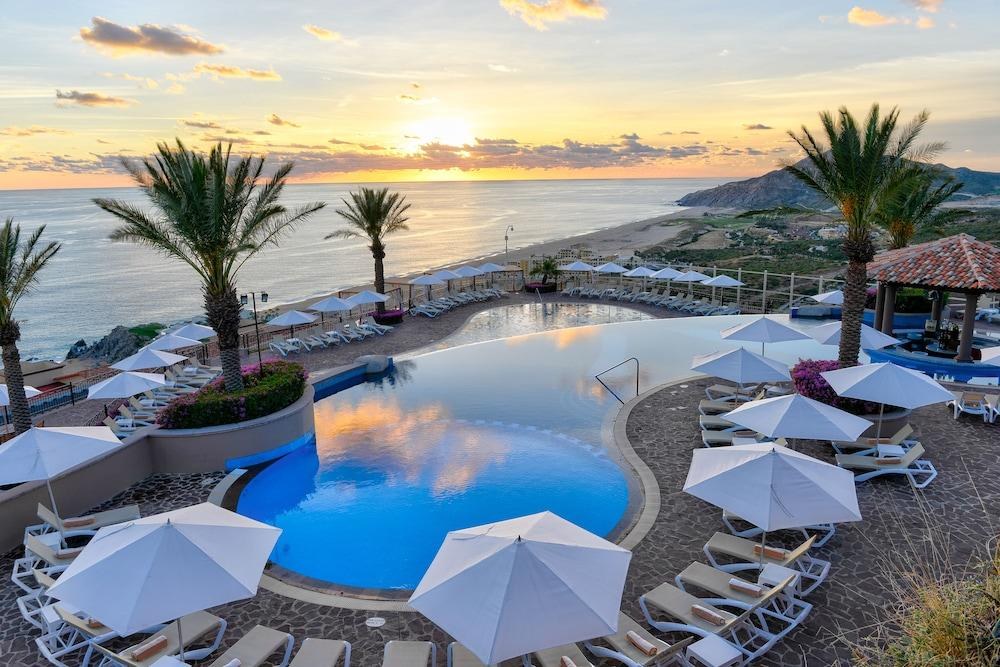 PUEBLO BONITO SUNSET BEACH GOLF and SPA RESORT