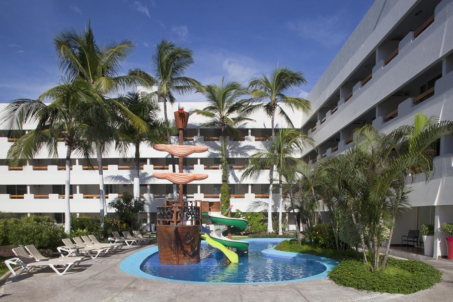EMPORIO MAZATLAN photo 4