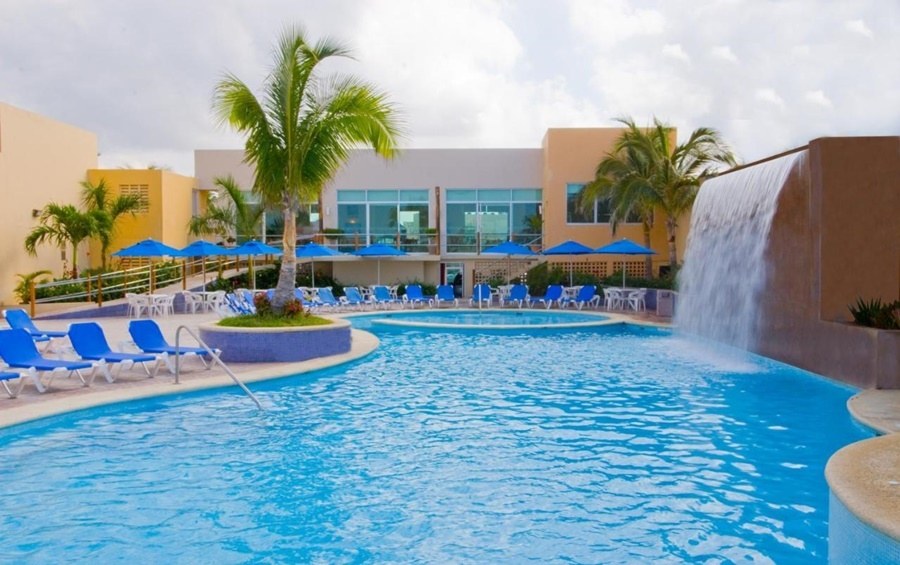 LAS FLORES BEACH RESORT MAZATLAN