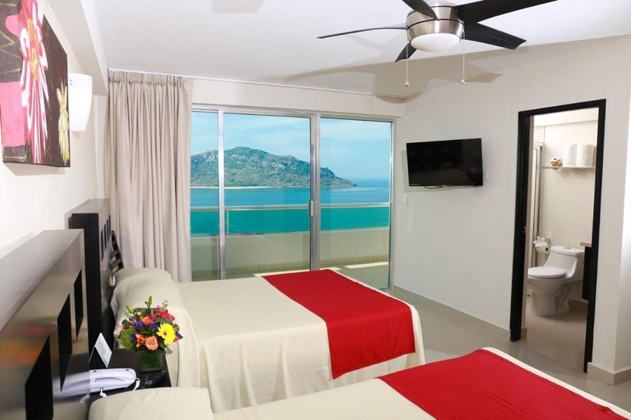 LAS FLORES BEACH RESORT MAZATLAN photo 3