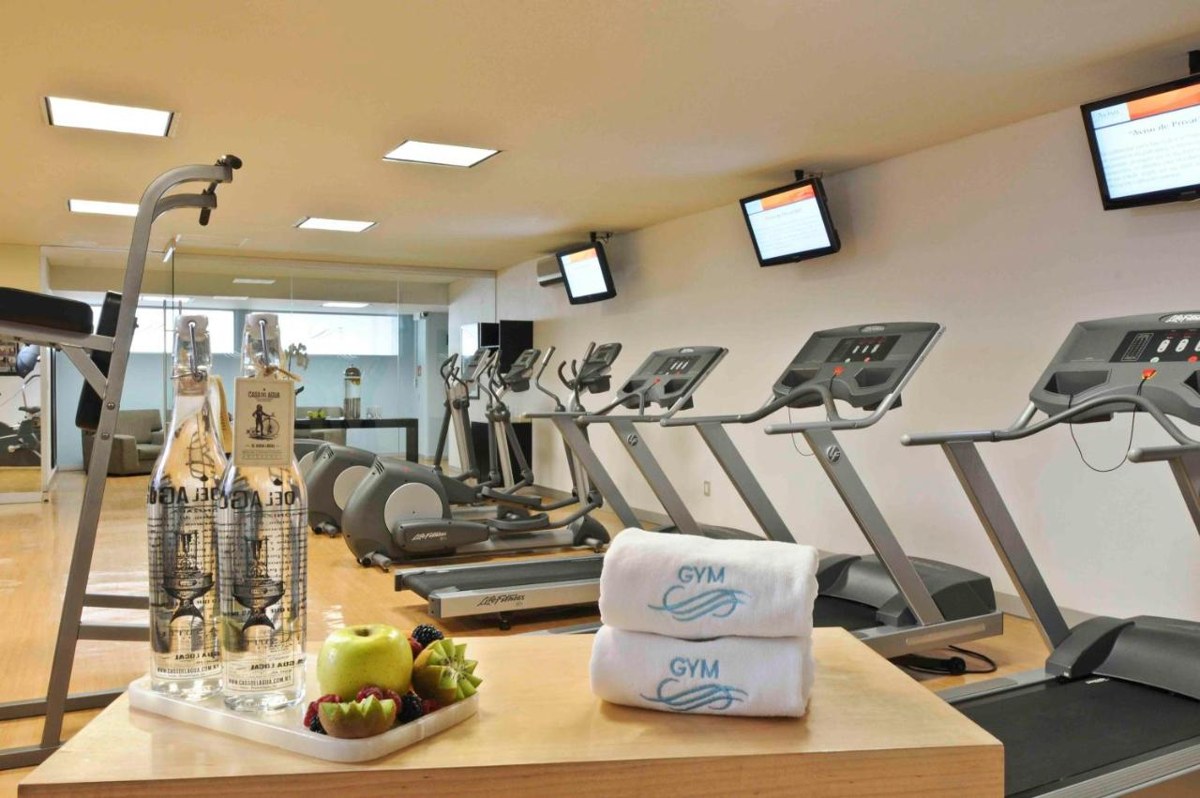 STADIA SUITES MEXICO CITY SANTA FE photo 2