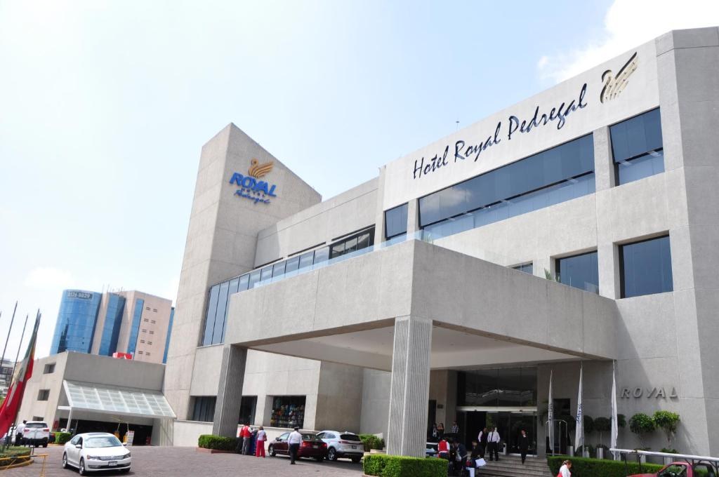 ROYAL PEDREGAL