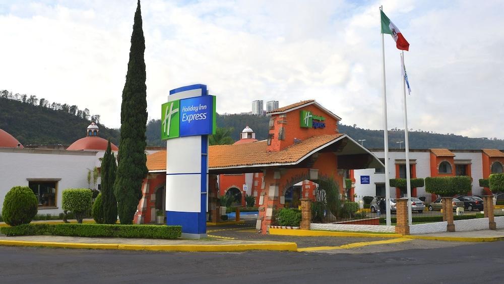 Holiday Inn Express Morelia photo 2
