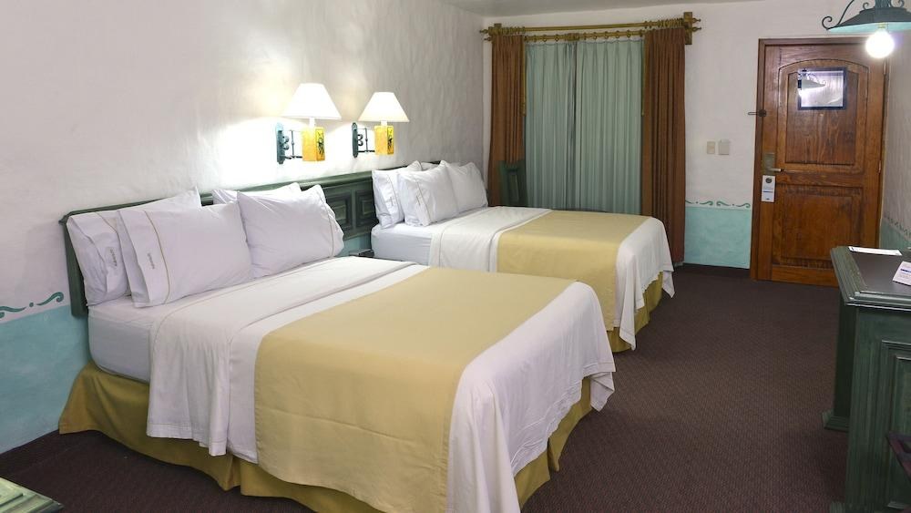 Holiday Inn Express Morelia photo 3