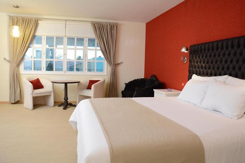 Casa Bonita Hotel & Luxury Residence