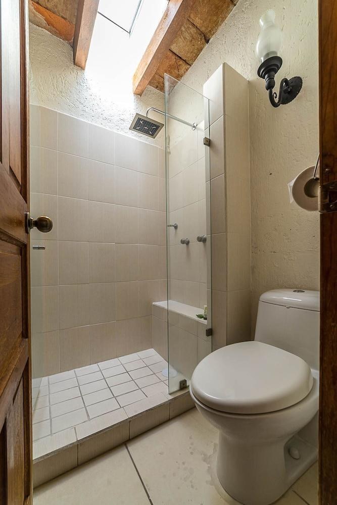 Meson De La Merced Hotel & Suites photo 4