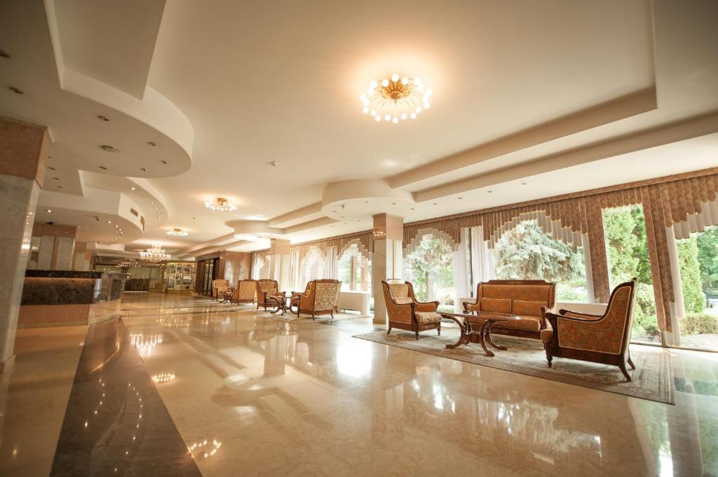 Jolly Alon photo 4
