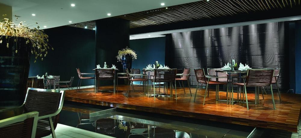 Hotel Maya Kuala Lumpur City Centre photo 2