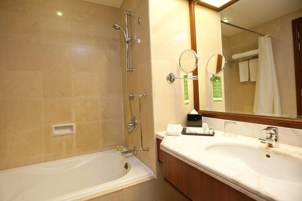 Gurney Bay Hotel, A PARKROYAL Partner Hotel photo 4