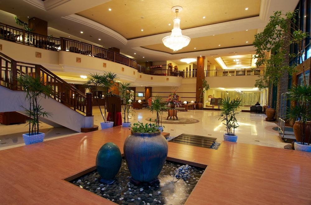 Gurney Resort Hotel and Residences photo 2