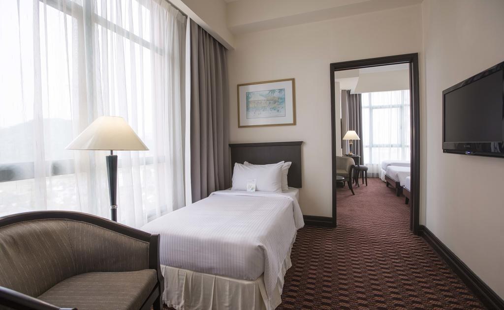 BERJAYA PENANG HOTEL photo 1