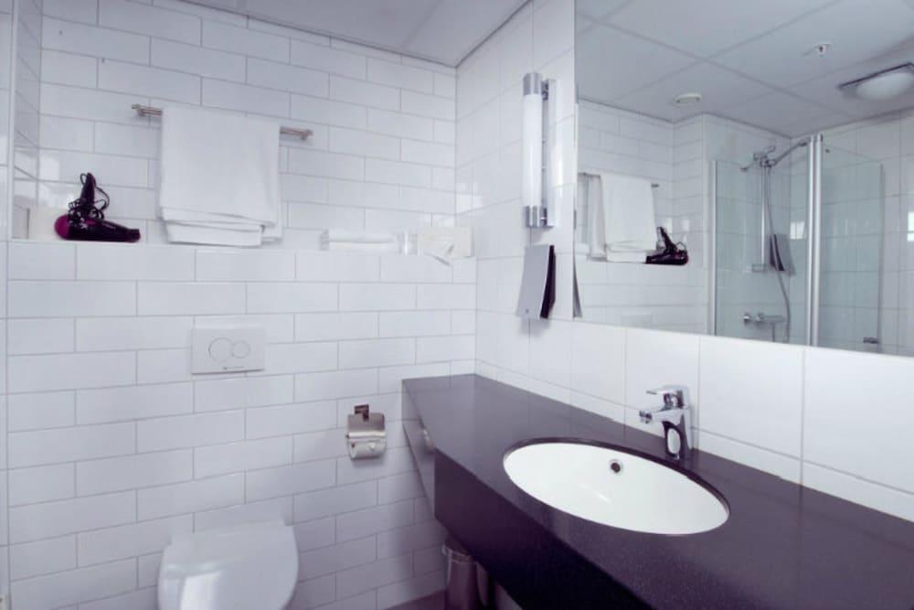 Clarion Collection Hotel With photo 2