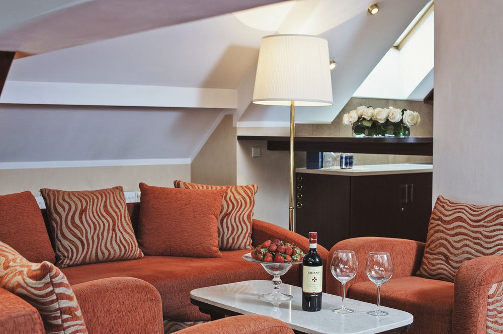 Booking hotel & SPA photo 1