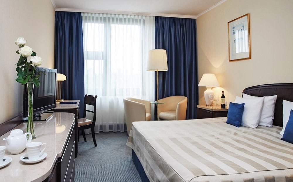 Booking hotel & SPA photo 4