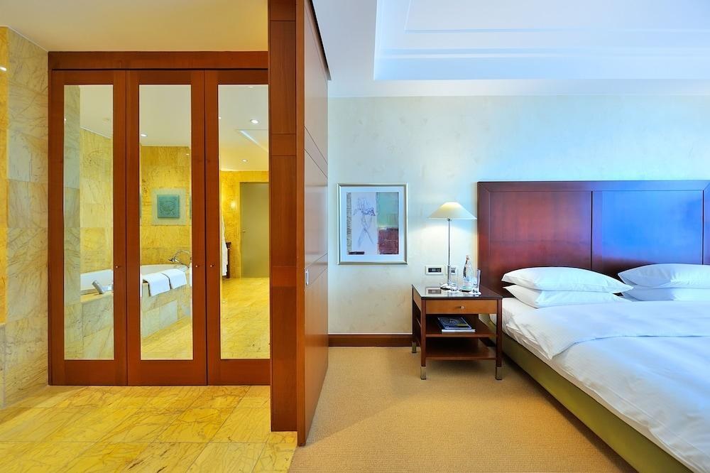 Regent Warsaw Hotel photo 4