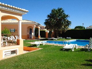 Canavial I & II Apartments photo 4
