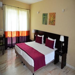 Topázio Vibe Beach Hotel & Apartments photo 4