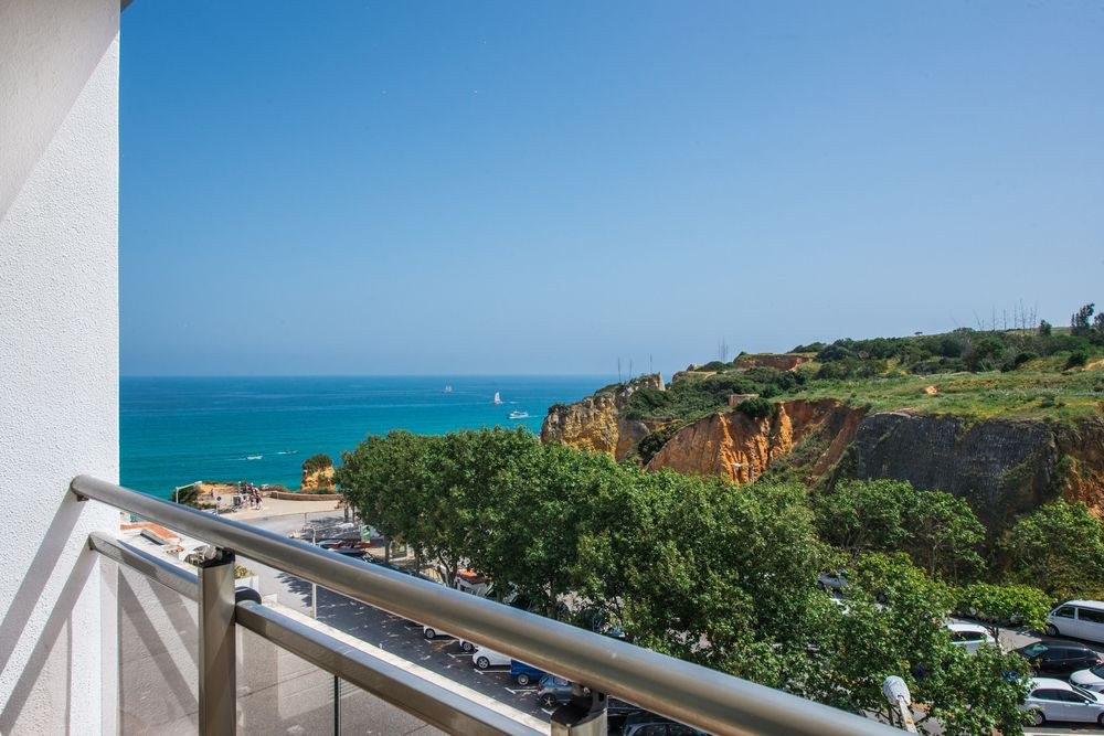 Carvi Beach Hotel