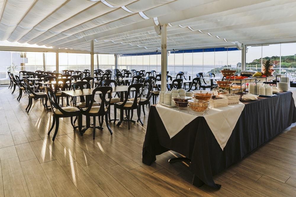 Carvi Beach Hotel photo 4