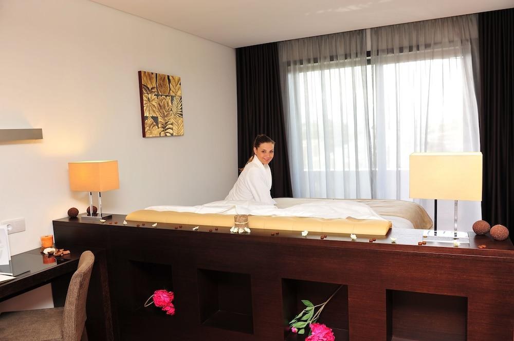 Axis Porto Business & SPA Hotel photo 2