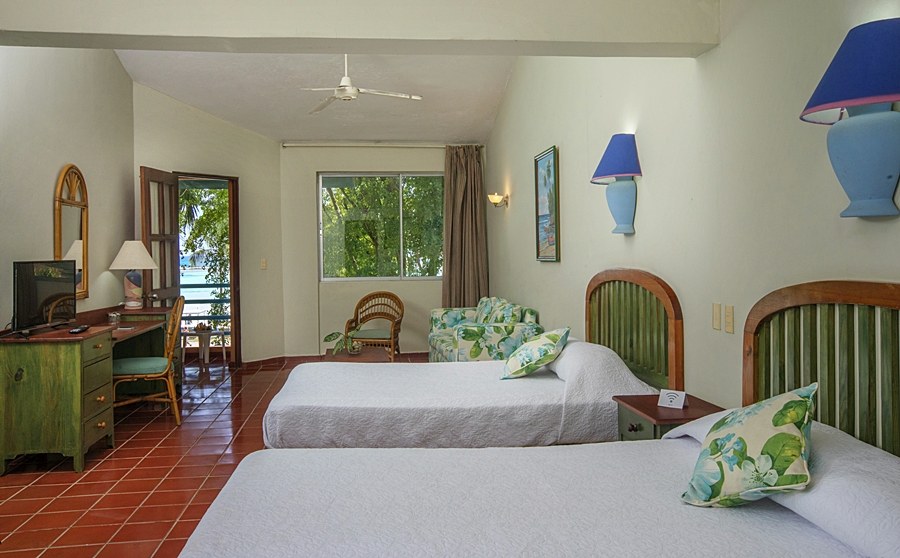WHALA!BOCA CHICA photo 3