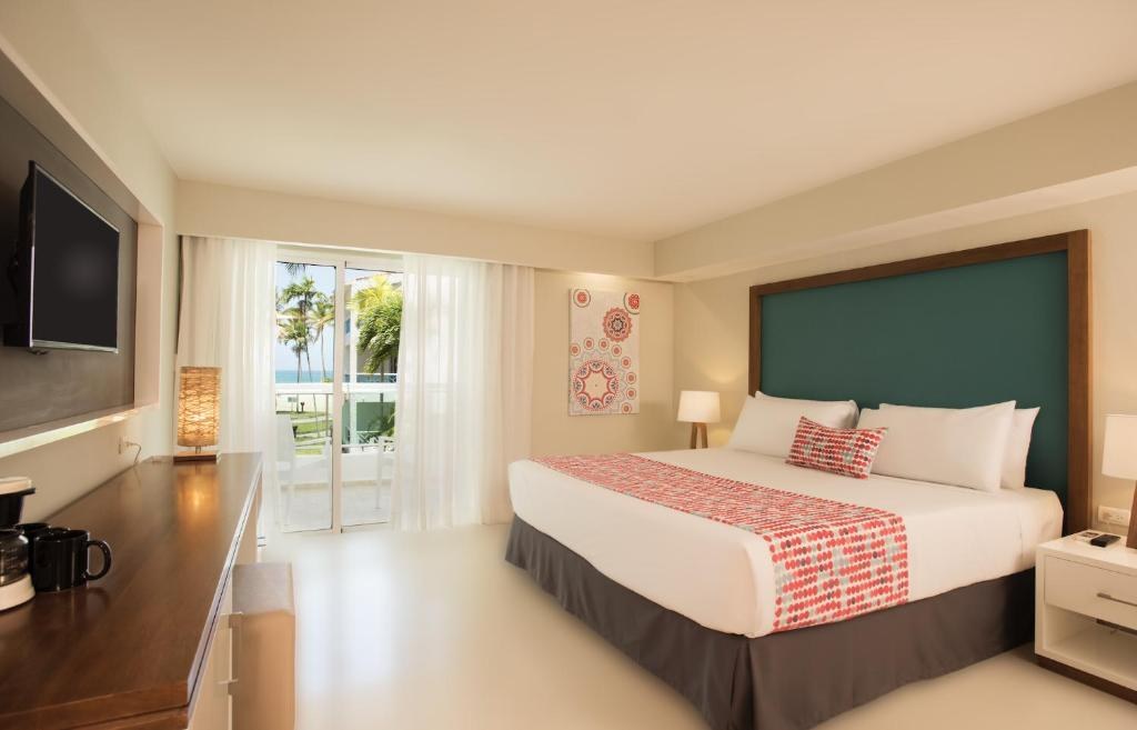 EMOTIONS BY HODELPA PUERTO PLATA - ALL INCLUSIVE photo 3