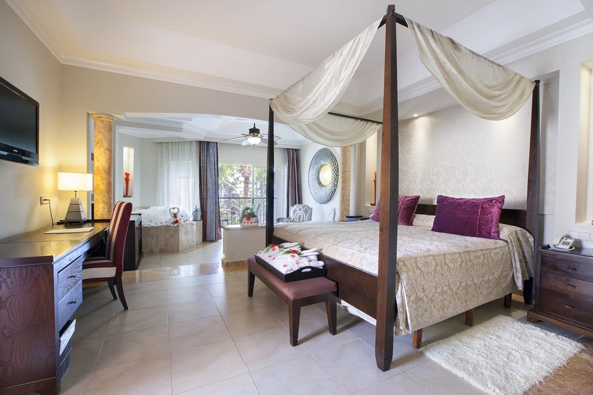 MAJESTIC ELEGANCE PUNTA CANA