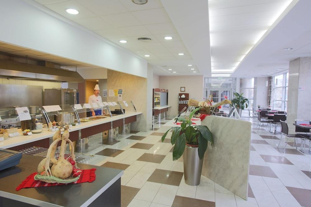 Hello Hotels Bucuresti Gara de Nord photo 3