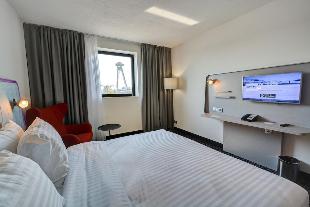 Park Inn By Radisson Danube Bratislava photo 2