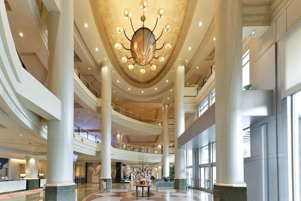 Miracle Grand Convention Hotel photo 2