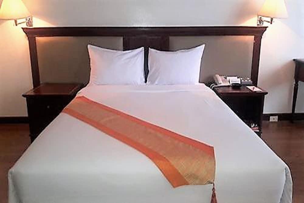 Tai-Pan Hotel photo 2