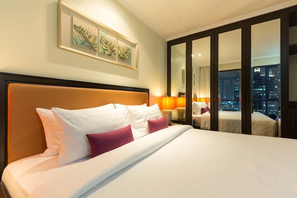 Bandara Suite Silom photo 4
