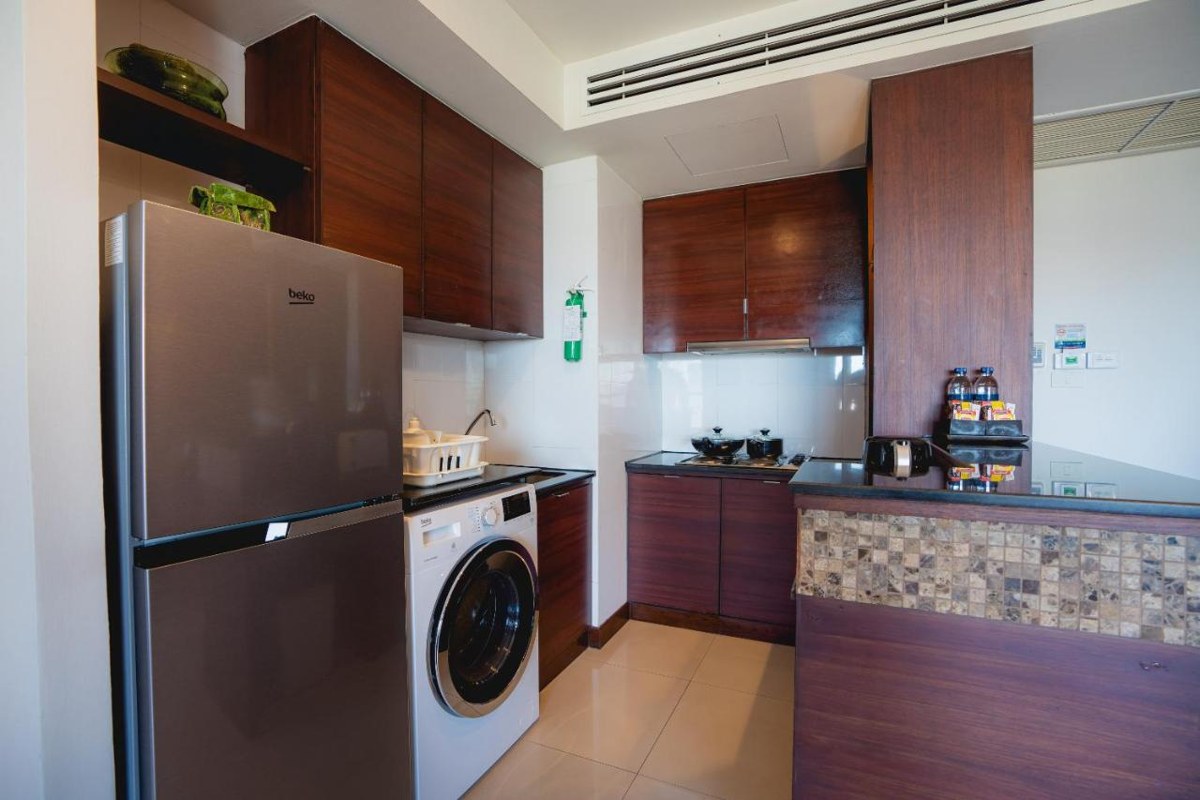 CENTRE POINT PLUS HOTEL PRATUNAM photo 1