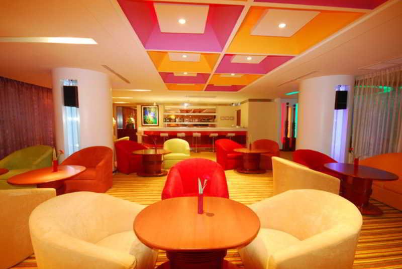 Hip Hotel photo 2