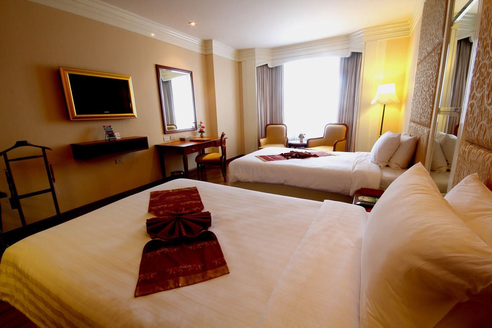 Emerald Hotel Bangkok