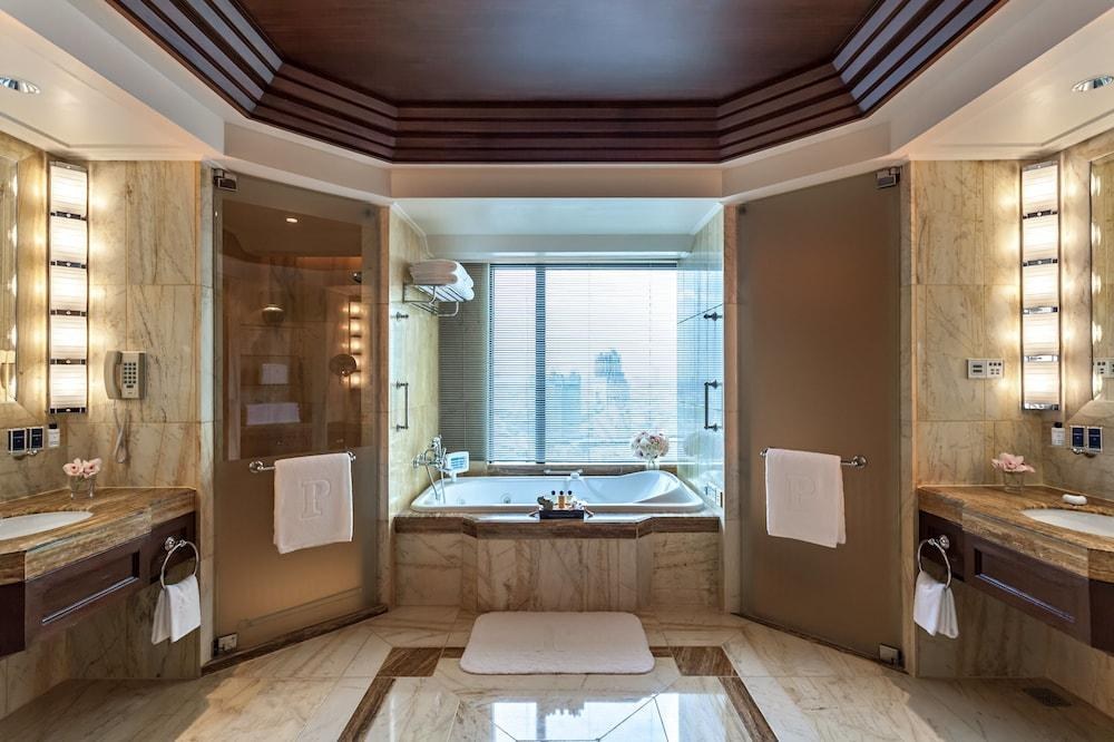 The Peninsula Bangkok photo 3