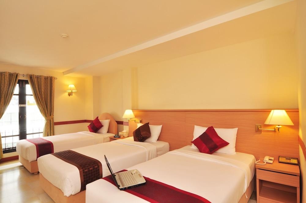 THE ECOTEL BANGKOK photo 2