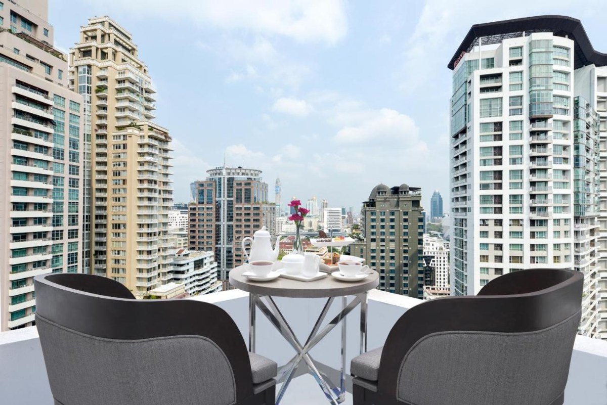 CENTRE POINT HOTEL CHIDLOM photo 1